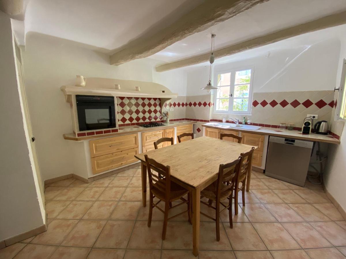 Jolie Maison De *